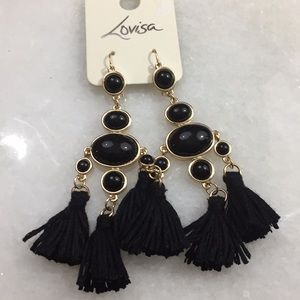 ⭐️Brand new statement earrings⭐️